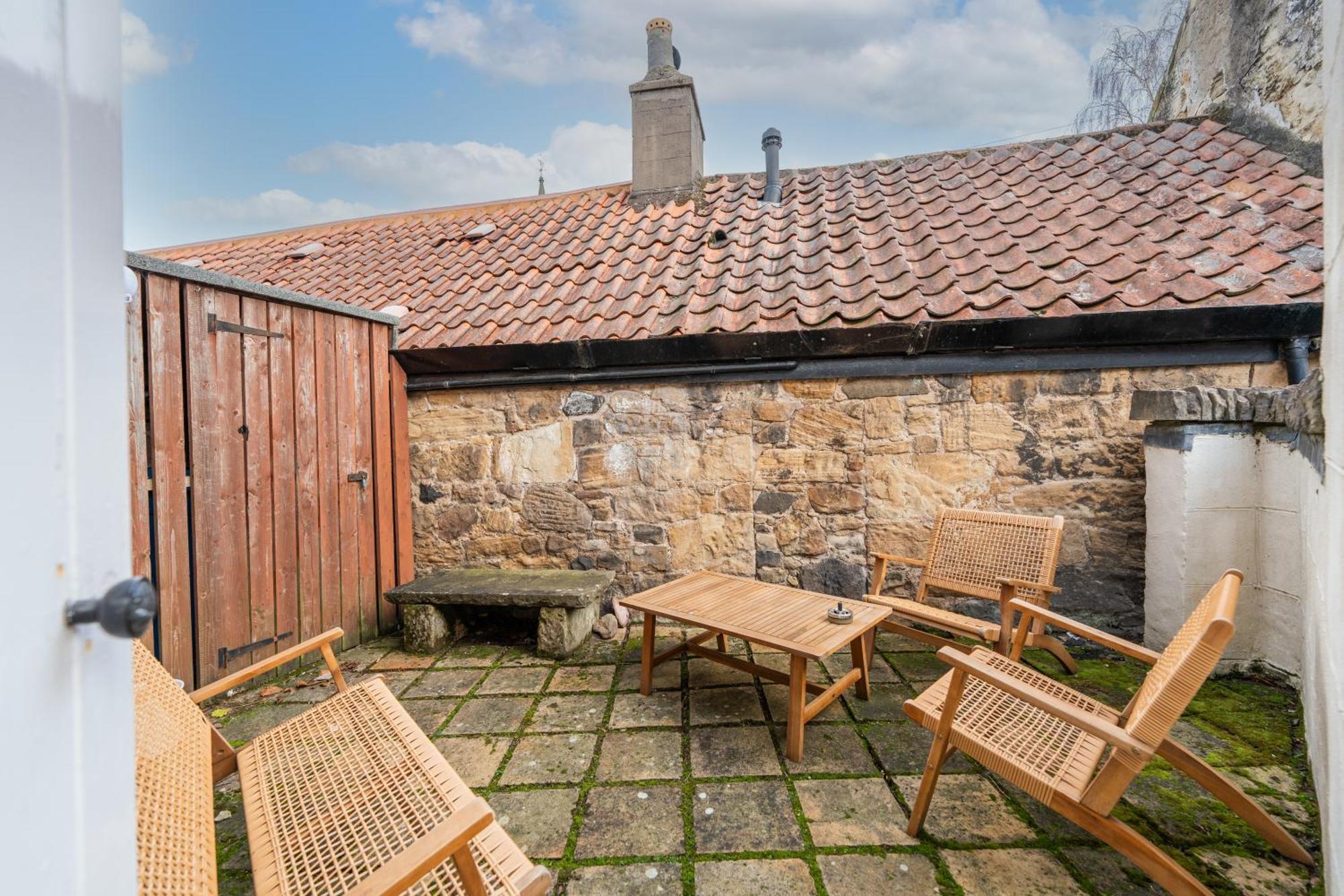 Whinstone Holiday Home In Falkland - Sleeps 8 Exterior photo