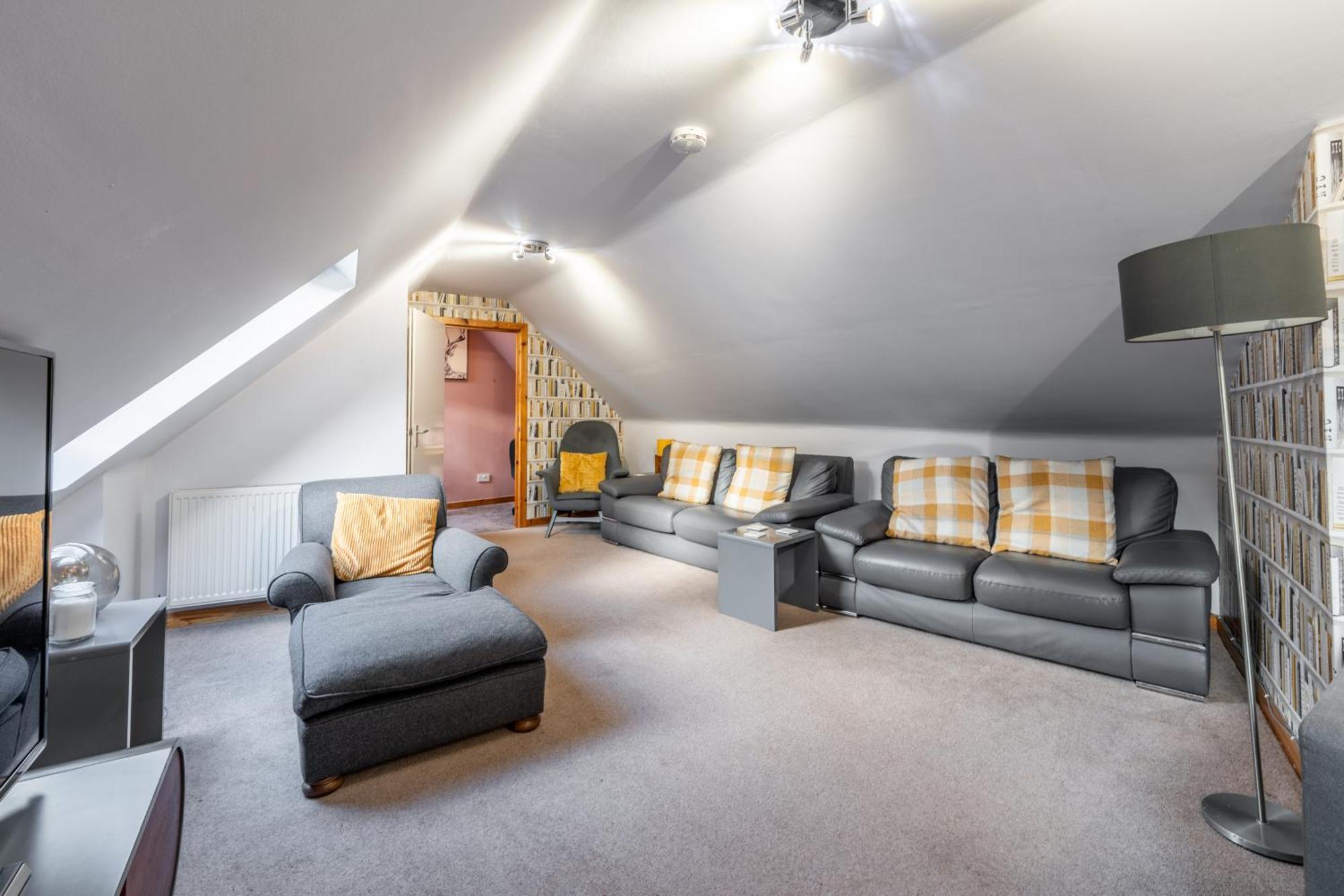 Whinstone Holiday Home In Falkland - Sleeps 8 Exterior photo